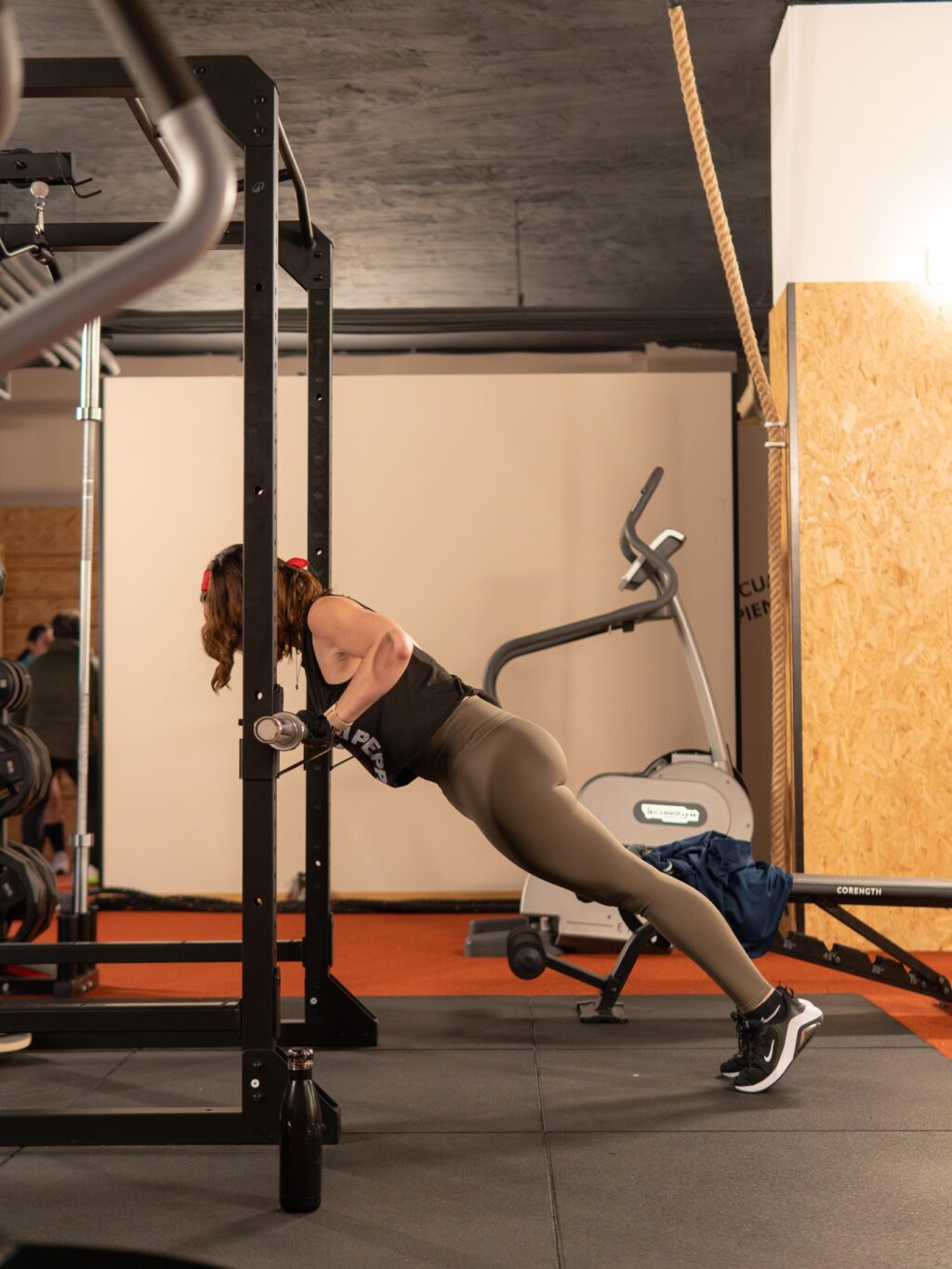 Instagram post from entrenareto. This post is in position 3.